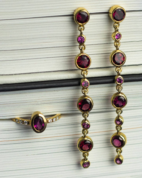 Brinco Persefone Ouro 18K